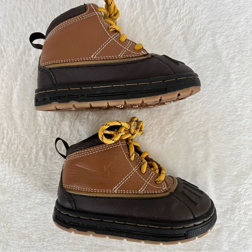 Nike Woodside 2 High ACG Baby Boy Boots Size 6C Brown High Top Leather